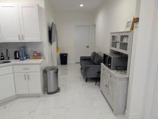 Modern Comfort - Minimal Style - 2