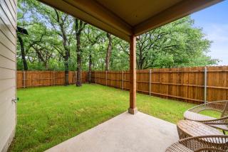Luxurious 4 Bed Duplex Getaway! - 9