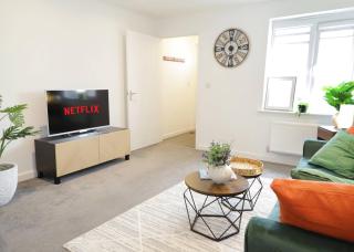 Bright and Stylish 3-bed House - Families and Contractors - Near Coventry Arena and M6 - 8