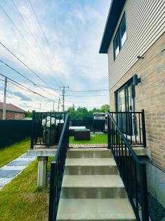 Baraqah Residence Gorgeous New 5BD Home 15mins-MTL - 8