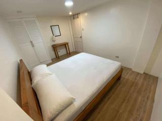 6 Bedroom Guesthouse near Camp John Hay - Baguio - 2