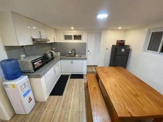 6 Bedroom Guesthouse near Camp John Hay - Baguio - 9
