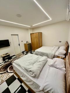 Great Pyramids view Lodge - 6