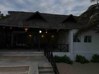 Casa Chula Chicxulub beach front - 4
