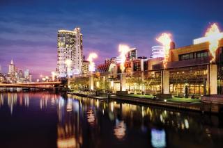 IN2103-Exquisite View with Balcony 2BR Apt Near Crown DFO - 2