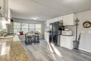Pet-Friendly DFW Home Base Easy Airport Access! - 4