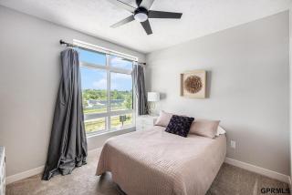 Modern 3-Story Townhome - 9