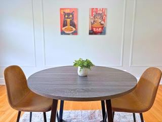 Charming 1BR Apt in Evanston - 7