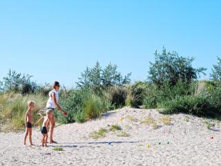 Holiday Home in Colijnsplaat near Oosterschelde, cleaning included - 9