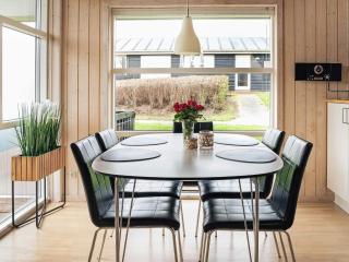 6 person holiday home in Tranekær - 6