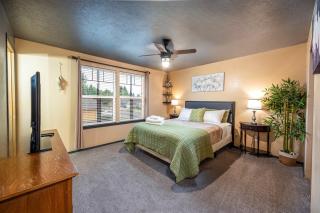 Teak- a North Albany family home - 6