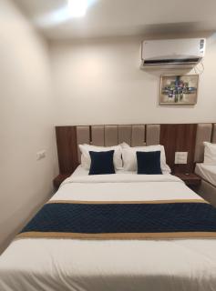 Anupam Resturant and Hotel - 7