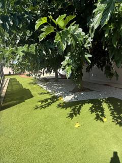 Belle villa avec piscine et pétanque - 1