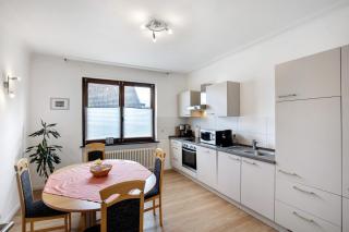 Ferienwohnung mit Garten - 1