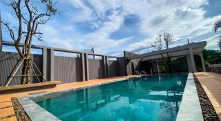 Seree Grand Resort - 5