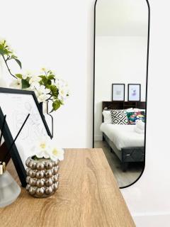 Newly refurbished flat in the heart of London - 6