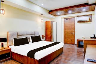 Super Townhouse Sector 47 Near Medanta - 9