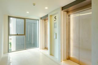 Stylish One-Bedroom Apartment in Ozone Condominium - 6