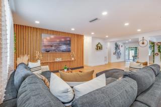 Fox Garden Luxury Boho Near Downtown & Beach home - 3