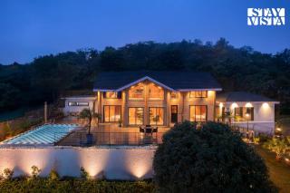 StayVista at Apukaa Hills with Karaoke, Pool - 0