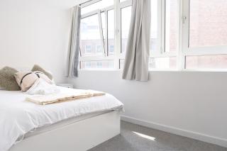 Stylish Central Retreat, Heart of the Action, Netflix - Sheffield - 0