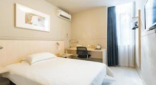 Jinjiang Inn Caoan Road - 3