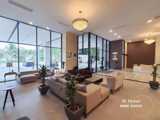 The Straits JB By MWM - 2