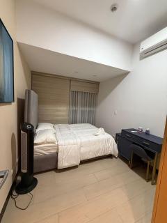 Luxury Executive Suites 3 Bedroom Condo Uptown Parksuites Tower 1 - 7