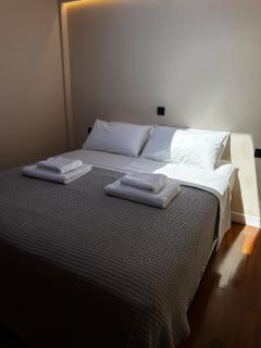 Tollmere Hospitality Λύχνος suite - Livadia - 3