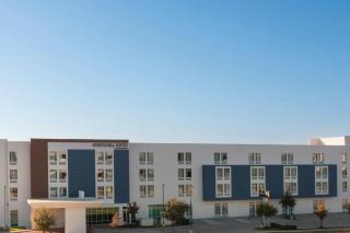 SpringHill Suites Dallas Central Expressway - 8