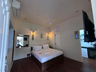 The Bungalow Studio Apartment - 2