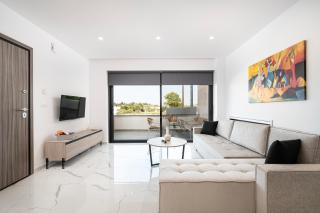 Icon Luxury Apartments - 3