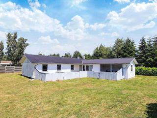 8 person holiday home in Væggerløse-By Traum - 0