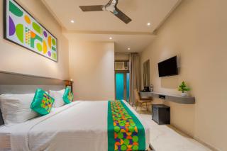Treebo Raahgir Suites - 3