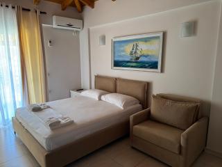 George Hotel Rooms&Suites - Himare - 9