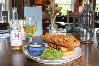 The Hideaway at Hoddington Arms - 3