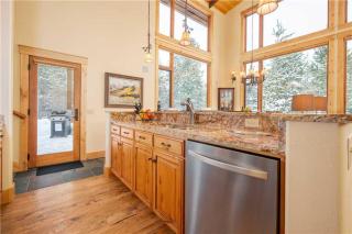 RMR: Moose Pines in The AspensWilsonWY - 3