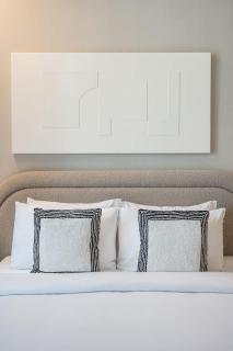 Airstay - Studio with Pool Views - Next to Circle Mall - Monthly Offer Available - 2