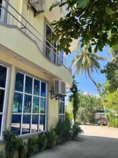 Noah Private Beach House - 4