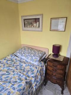 Single Sunny Stretford Room - Manchester - 8