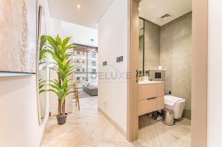 Studio with Community Views, Easy Access to Bus Stop, Parks, and Circle Mall, Empire Residence, JVC by Deluxe Holiday Homes - 9