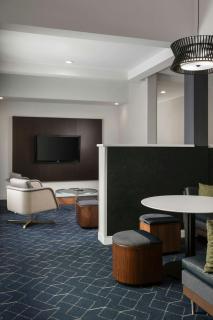Courtyard by Marriott Dallas-Fort Worth/Bedford - 1