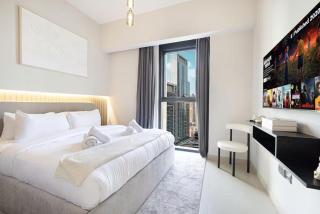 Restay Homes at Act Towers by Emaar - Pool access with Burj View included - Luxury Apartments in Downtown - 8