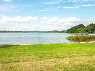 Tranquil Lakeside Retreat in Ry-By Traum - 5