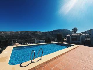 Authentic villa with private pool & stunning view - Adsubia - 9