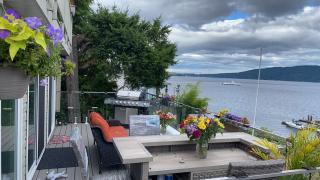 Stunning oceanfront home 4br3b sunrise beachcombing near Bamberton Park - 6