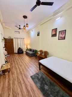 Navkar Homestay - Ground Floor 2BHK near Mahakal - 1
