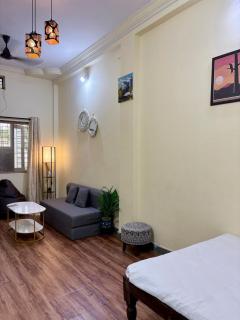 Navkar Homestay - Ground Floor 2BHK near Mahakal - 2