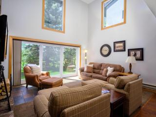 RMR: Four Seasons I 2 Condo in Teton Village - 6