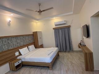 Vainavi Residency - 5